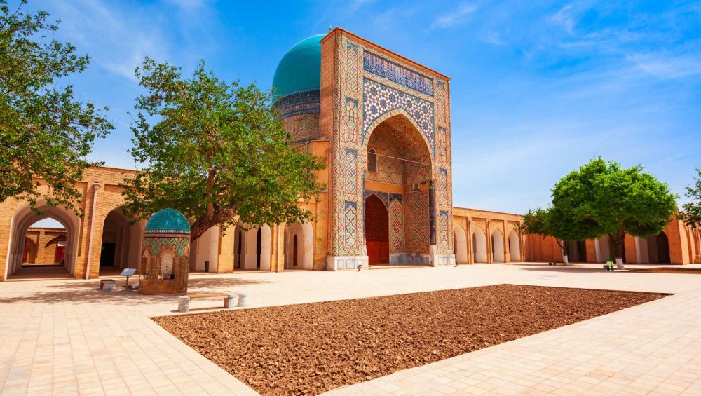 Tour Uzbekistan completo cupole azzurre di Samarcanda