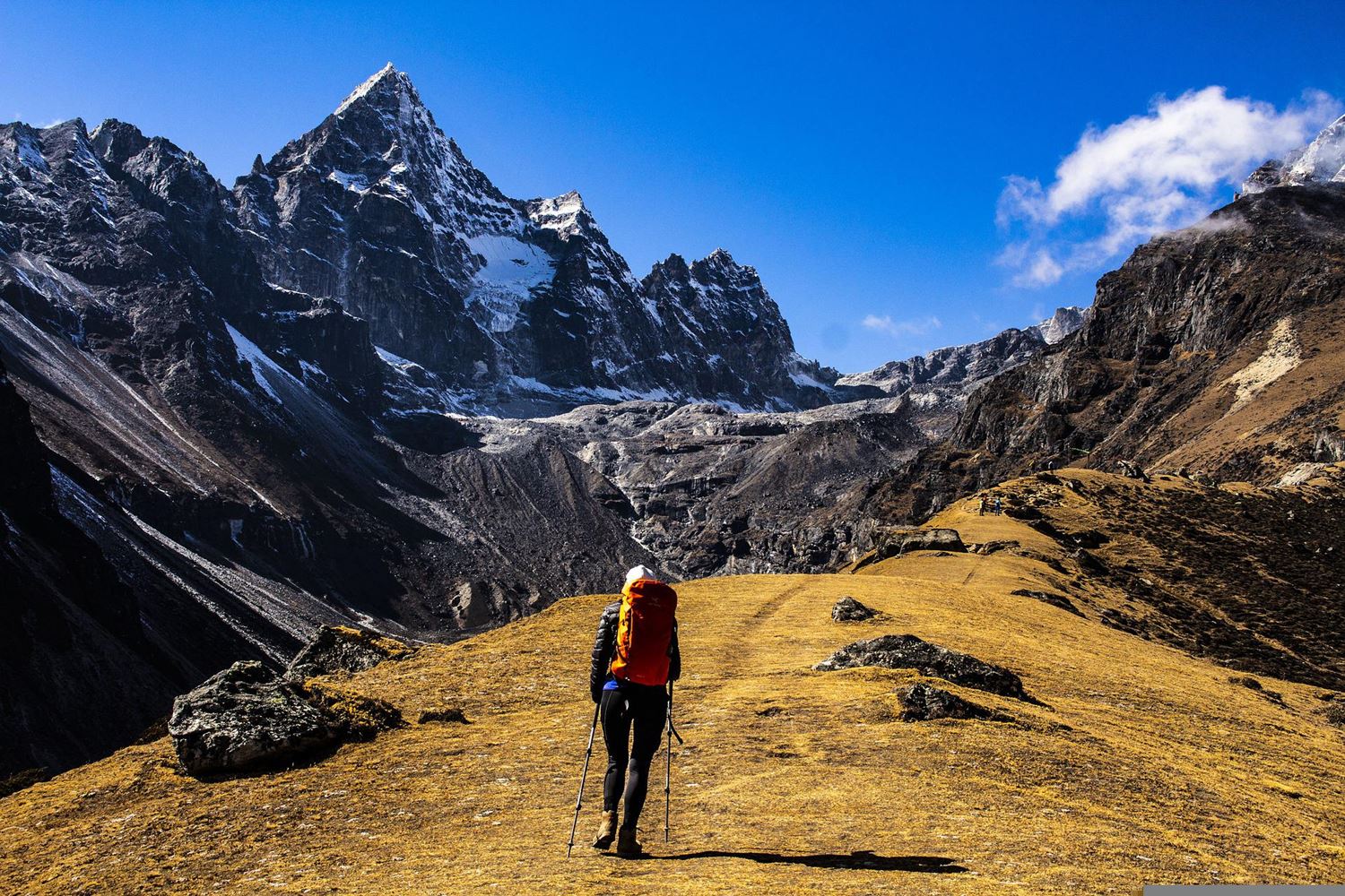 trekking montagne viaggio in nepal