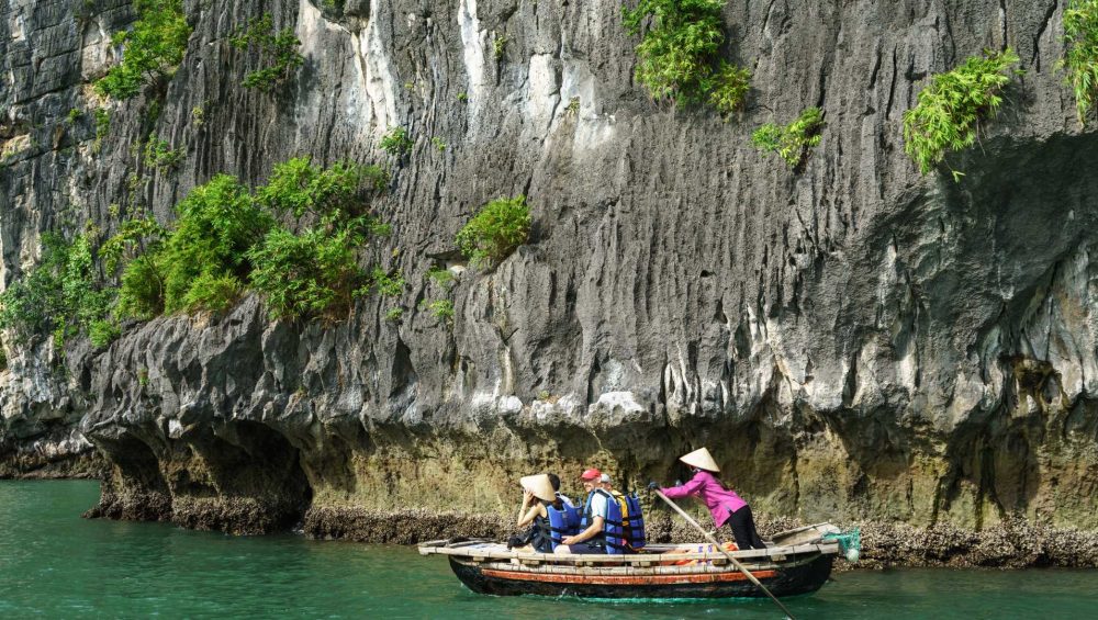 Canoa Baia di Halong