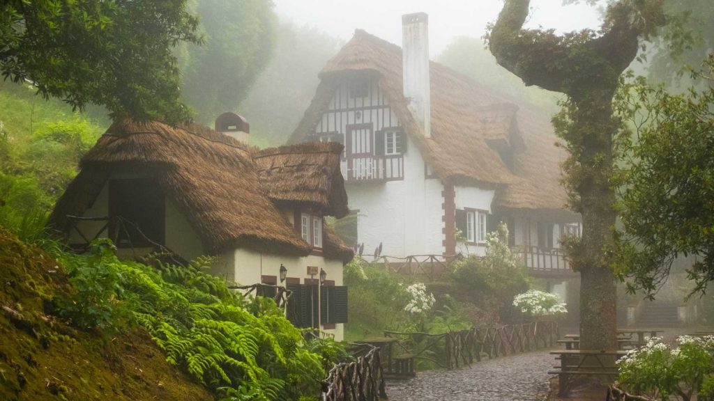 Case tipiche Madeira Parque Florestal das Queimadas